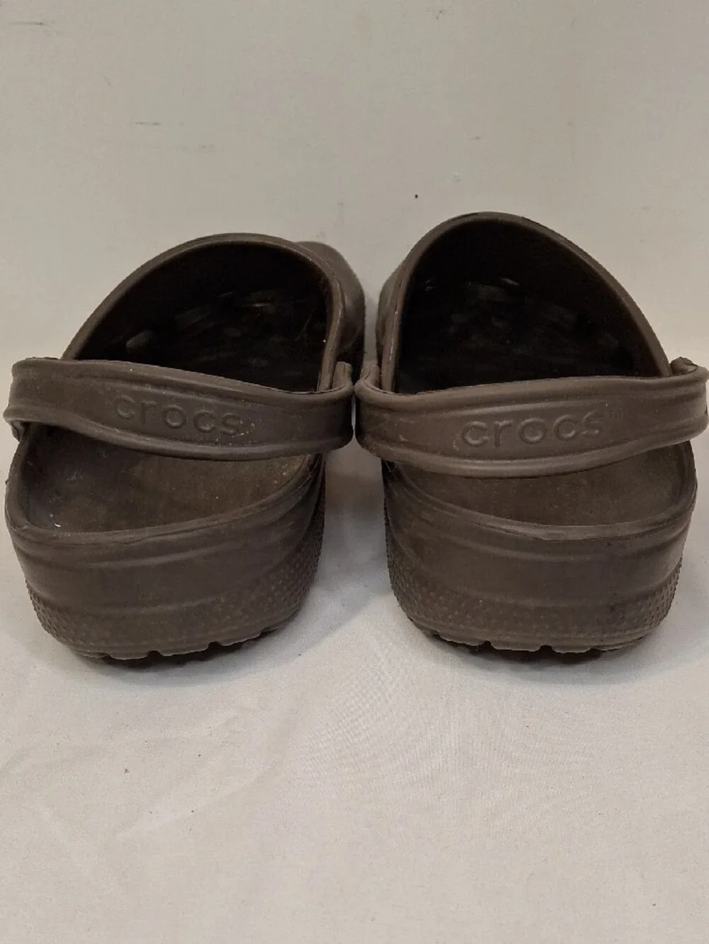 CROCS Classic Men's Clog in Brown.Lightly Worn